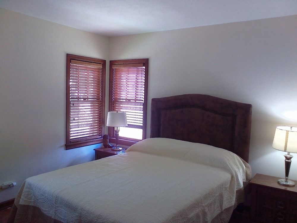 Historic Capitol Hotel Vacation Suites Downtown Buffalo Buitenkant foto